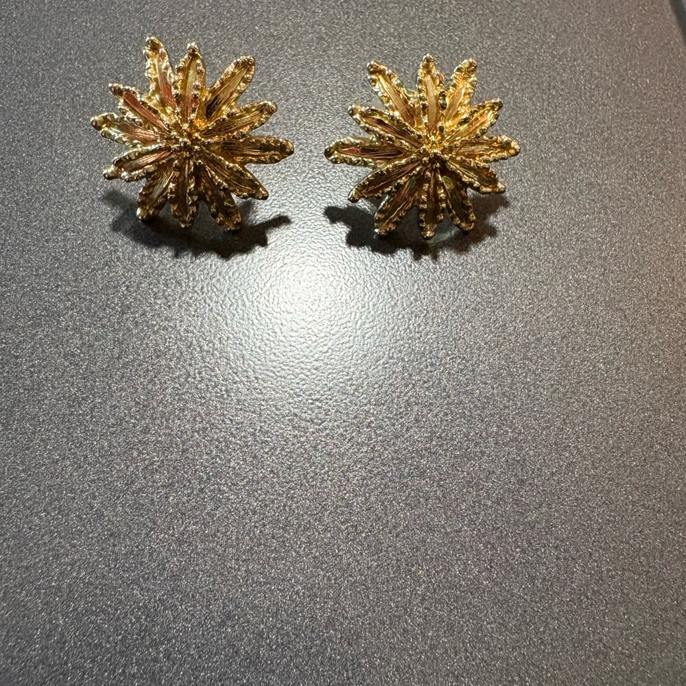 Lilly Pulitzer Starbust Stud Earrings